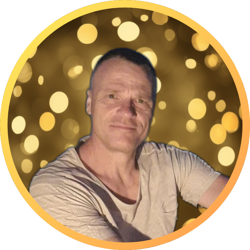 avatar-(ProfilePictureMaker.com) (6).png