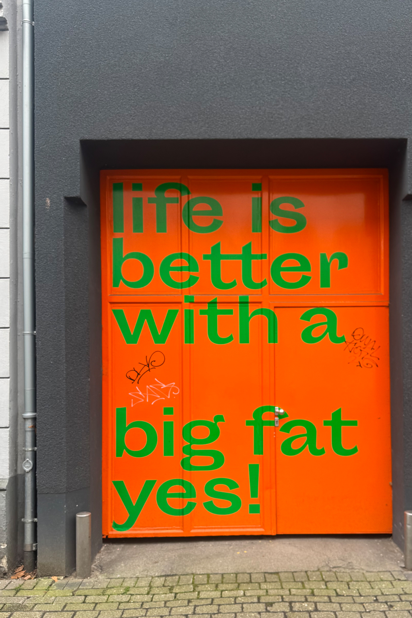 Was Mitarbeitende wirklich wollen. Und warum der Raum darüber entscheidet, ob sie bleiben.