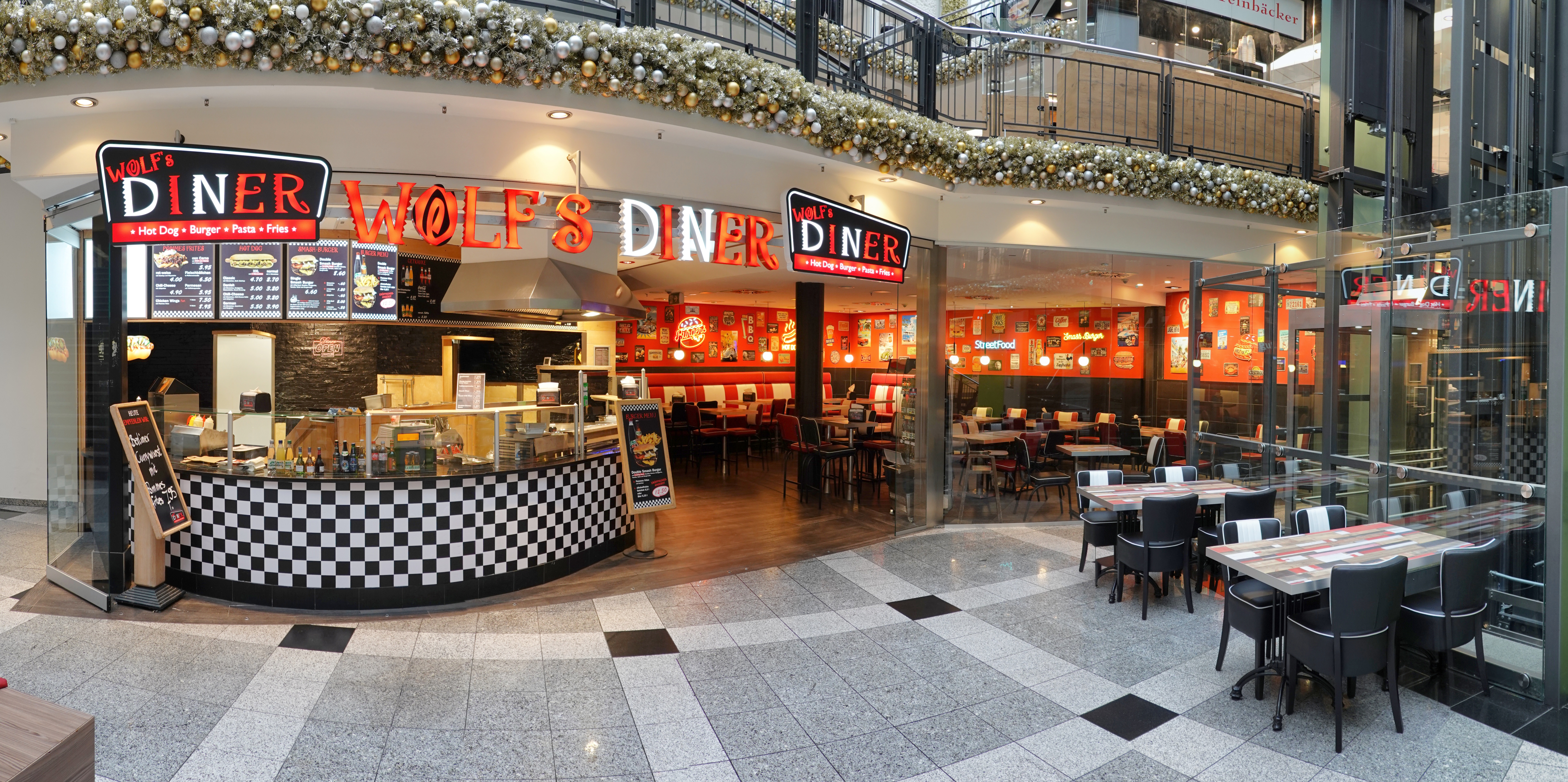 6211 2023 11 (3)Diner.JPG