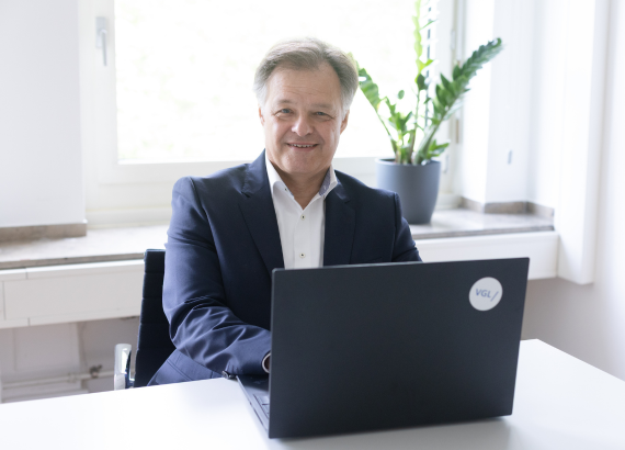 Kopie von Design ohne Titel.png