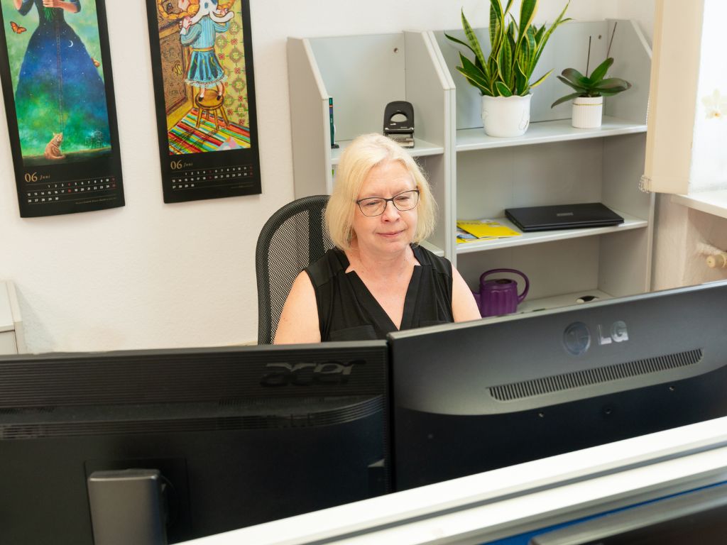 Blue & White Modern Line Chart Graph (2).jpg