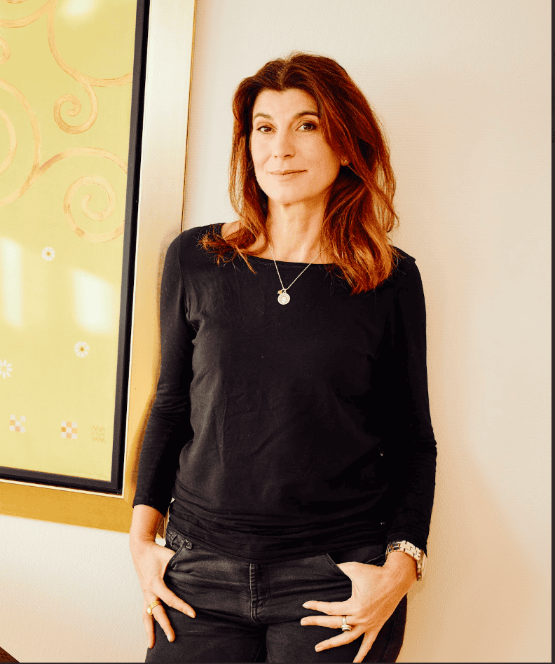 Optional, Mira in schwarz (1).png