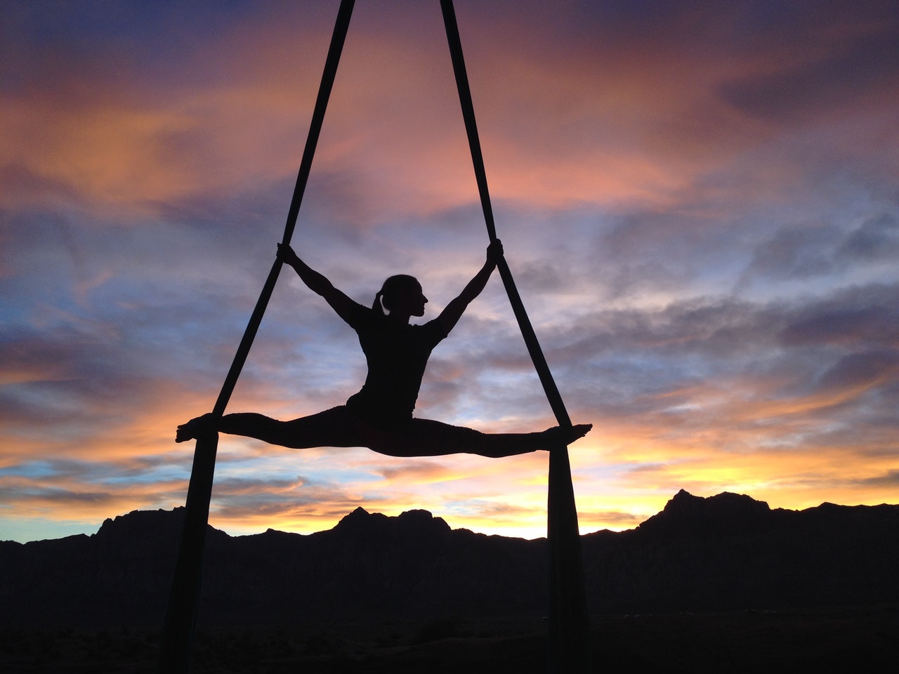Aerial Yoga im Freien