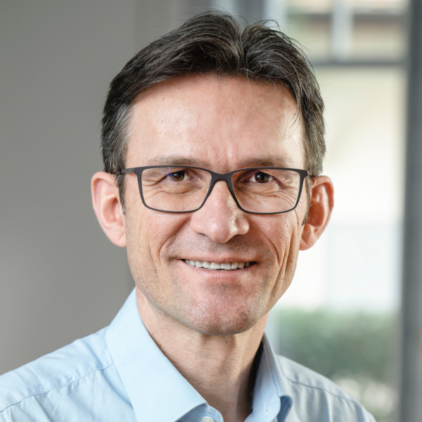 Peter Michalik 600x600.jpg