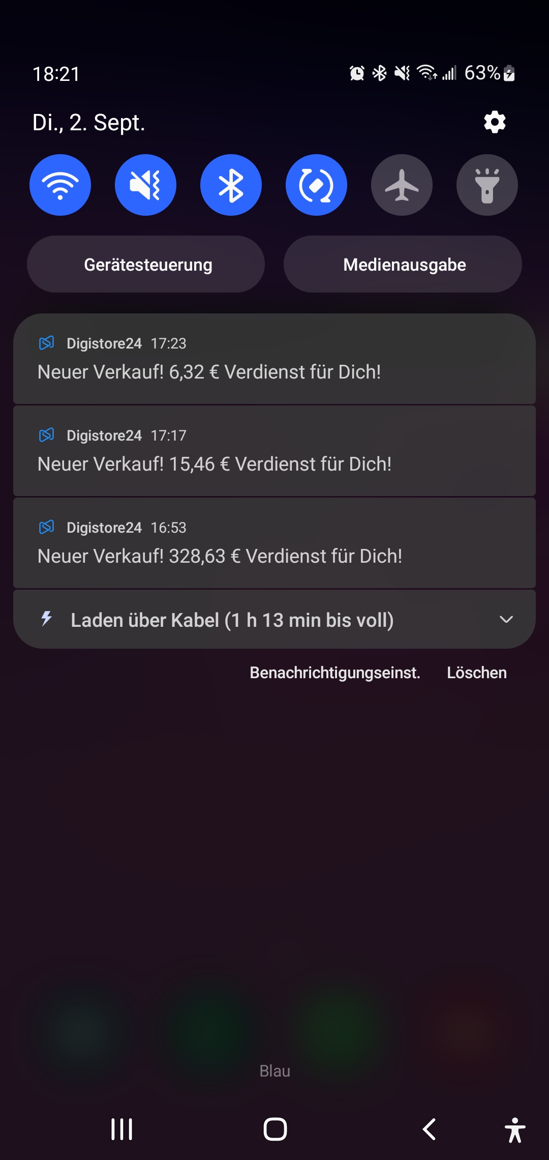 Screenshot_20250902-182145_One UI Home.jpg