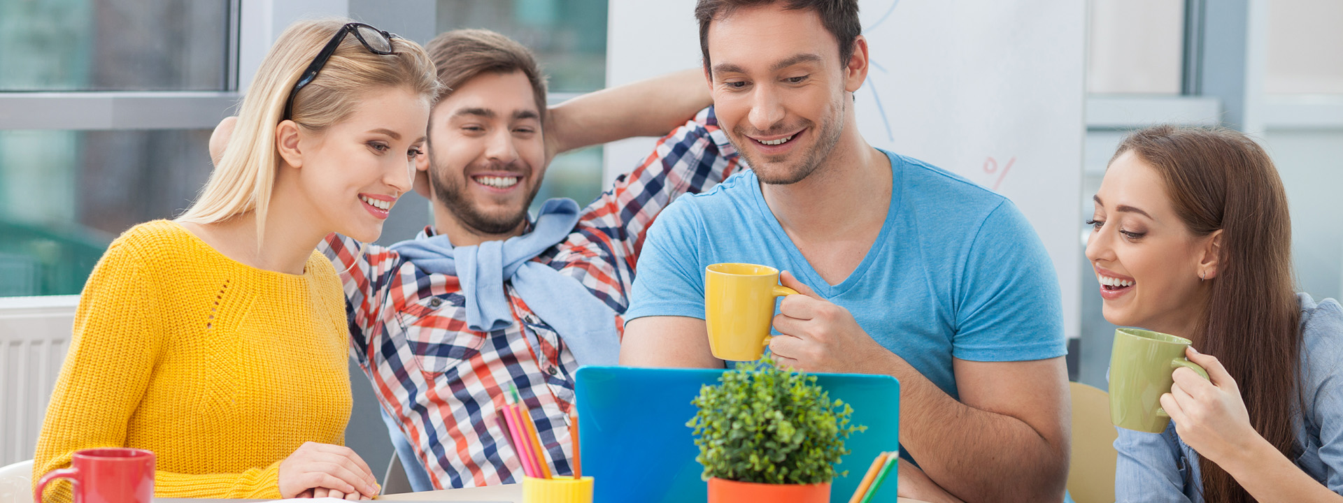 16-01-aix-idee-webdesign-kreativ-team-02-header-1920x720.jpg