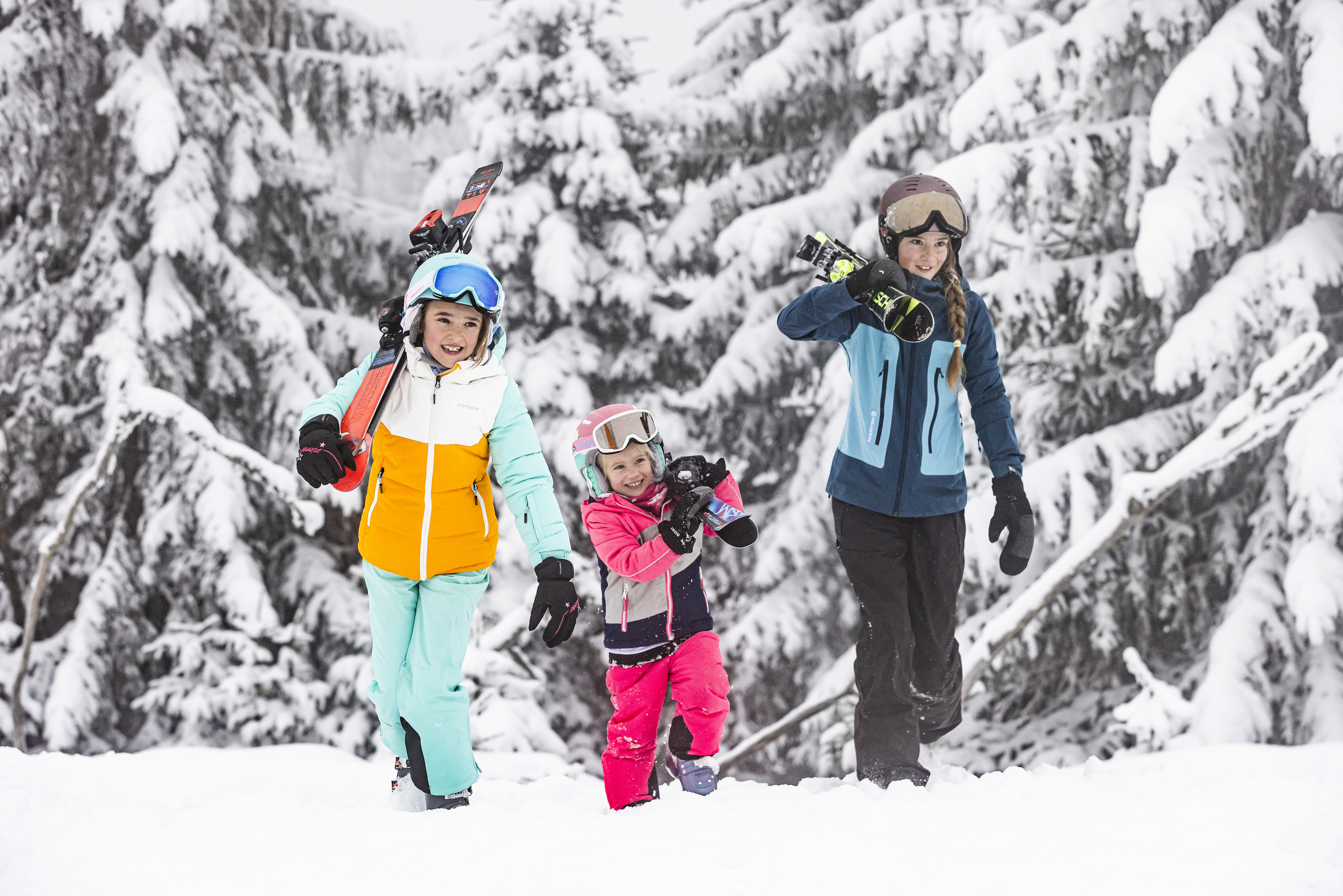 Familienskigebiet Dachstein West (c) Dachstein Tourismus AG, MirjaGeh (1).jpg