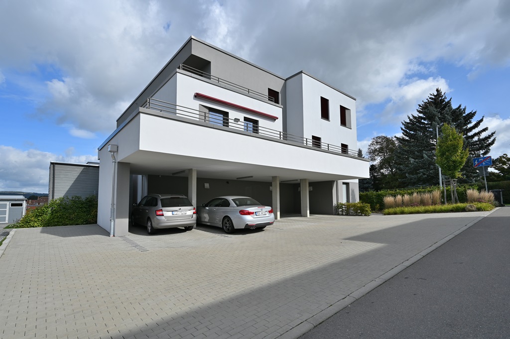 Carport.JPG