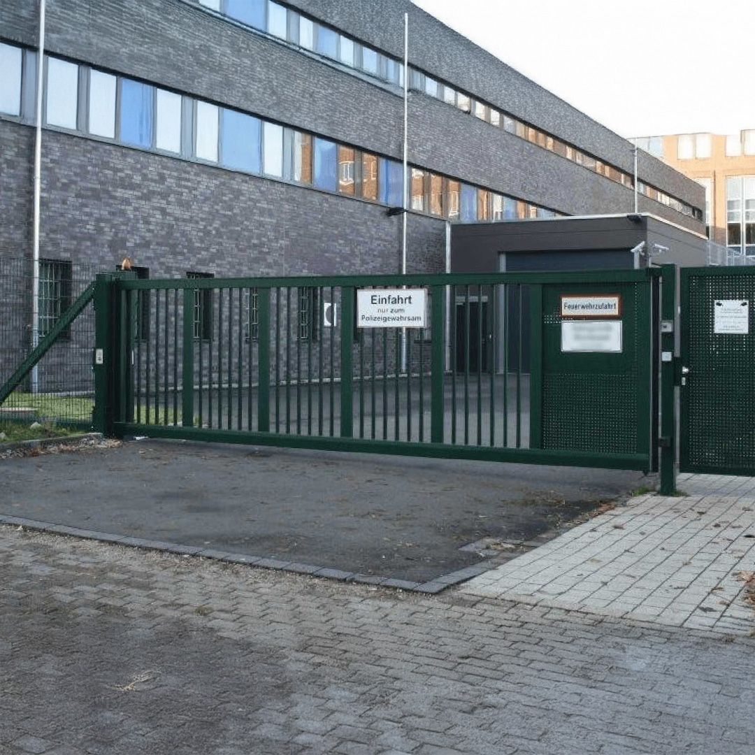 schiebetor1.jpg