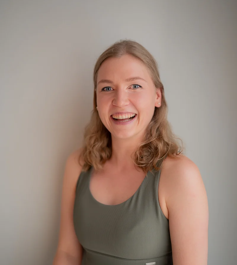 Luisa Hagedorn lacht in die Kamera