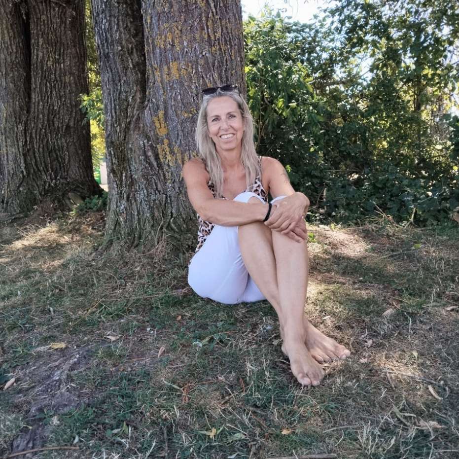 karin-undesser-frei.jpg